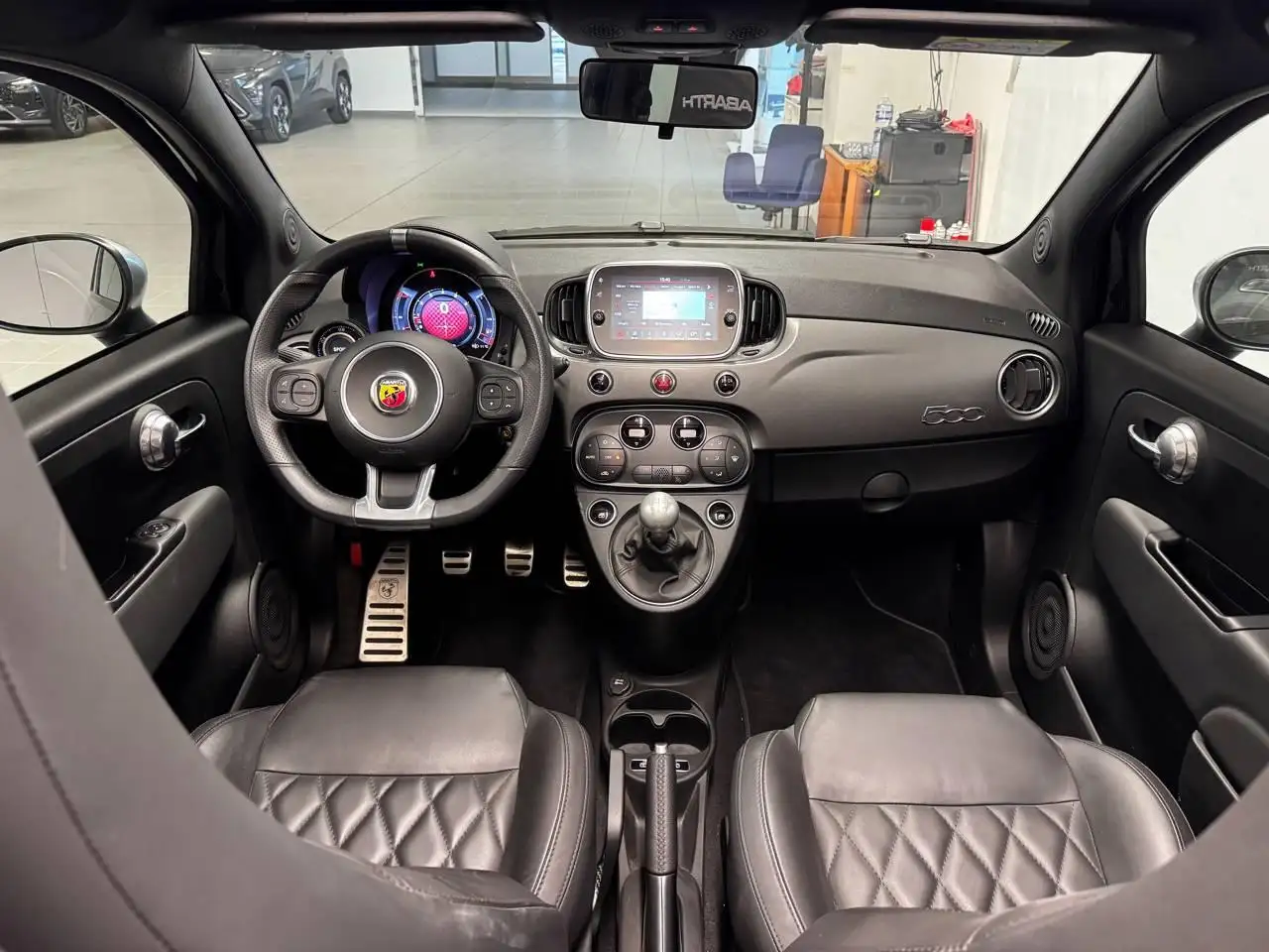 Abarth 595 2021 — фото 13