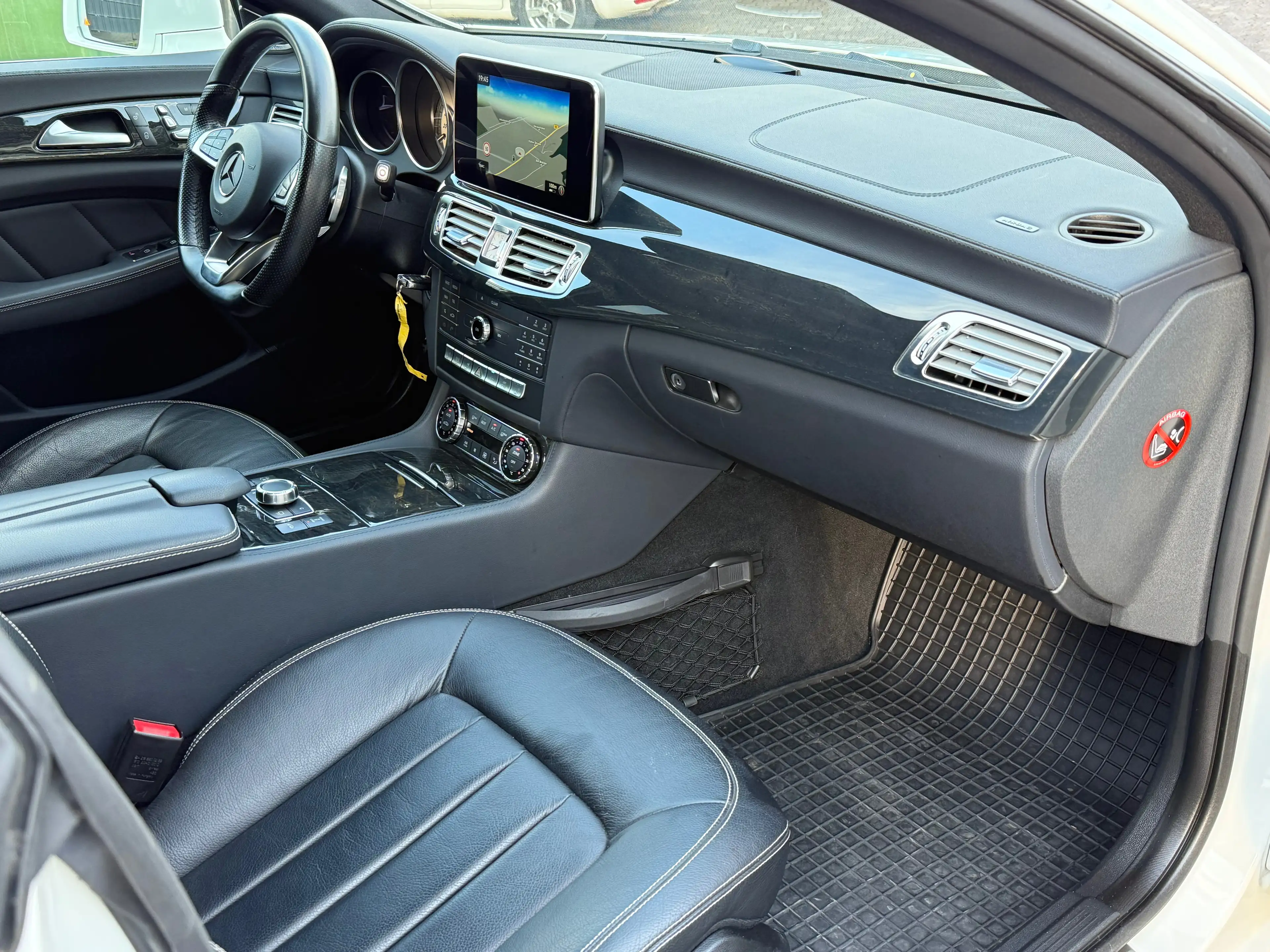 Mercedes-Benz CLS 500 CLS 500 BlueEfficiency 4Matic (218.991) — photo 6