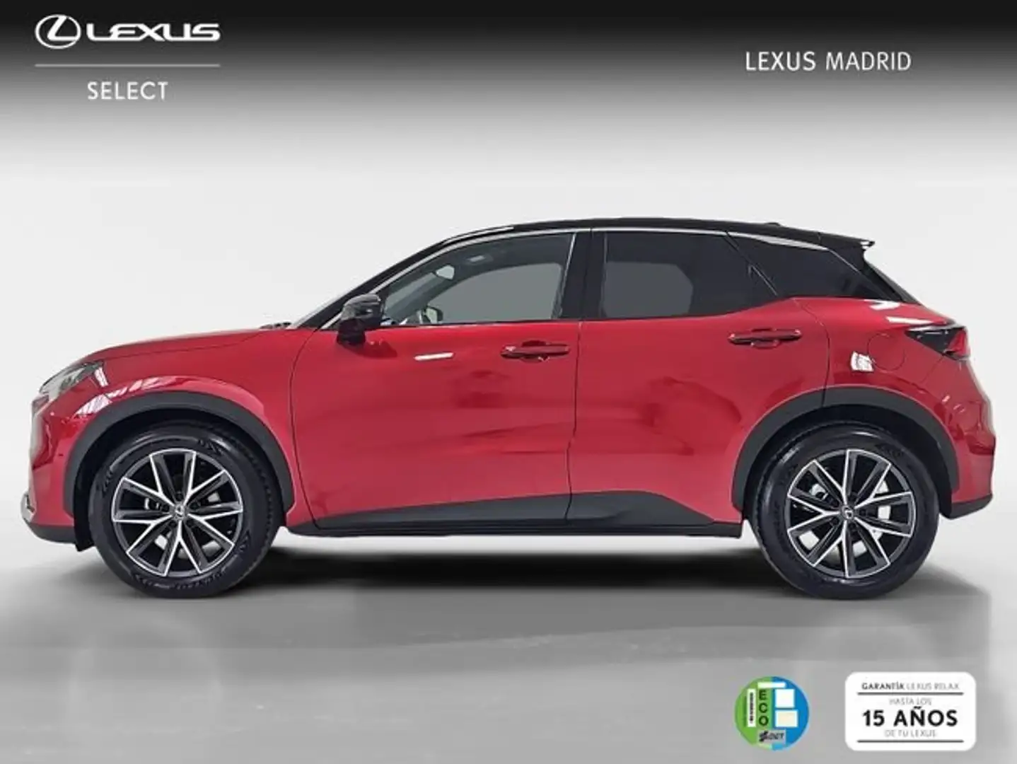 Lexus LBX 1.5 136cv HEV Cool+ Rojo - 2