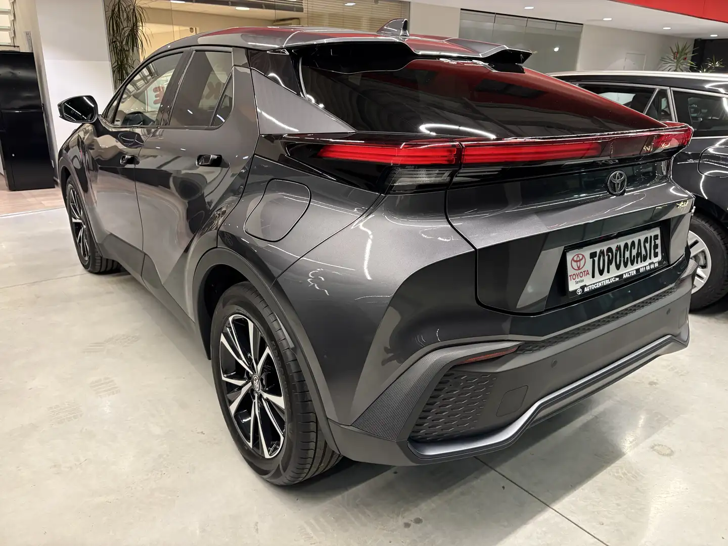 Toyota C-HR C-HR HYBRID NEW MODEL/ 16500KM/ € 25350+btw Grigio - 2