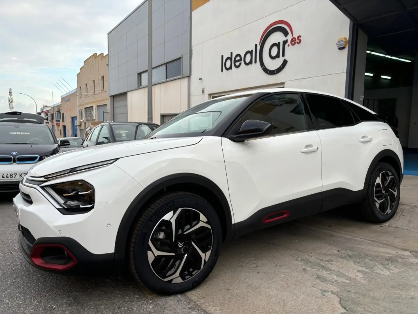 Citroen C4 1.2 PureTech Shine S&S 130 Blanc - 1