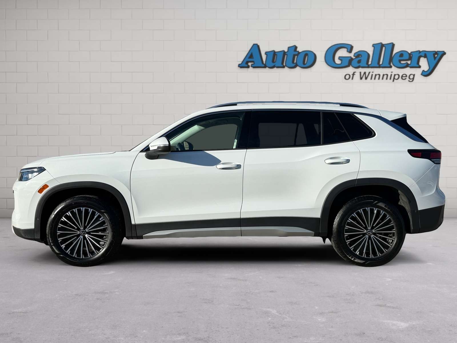 used 2026 Volkswagen Tiguan car, priced at $38,200