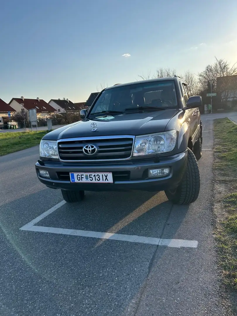 Toyota Land Cruiser 100 TD - 1