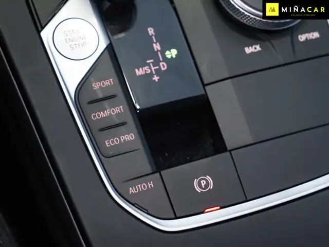 BMW 1 Series view 15