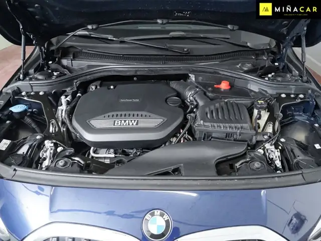 BMW 1 Series view 29