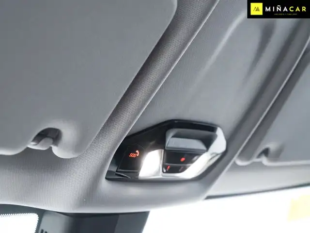 BMW 1 Series view 22