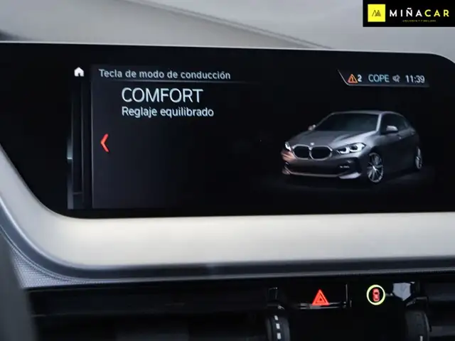 BMW 1 Series view 19
