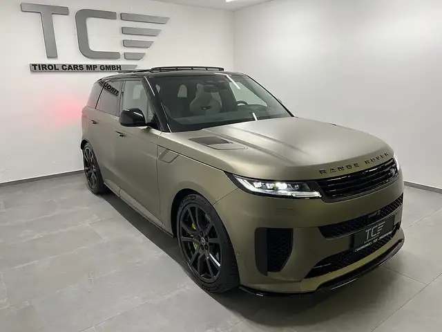 Land Rover Range Rover Sport view 2
