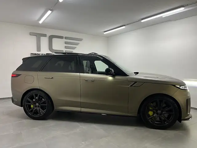 Land Rover Range Rover Sport view 12