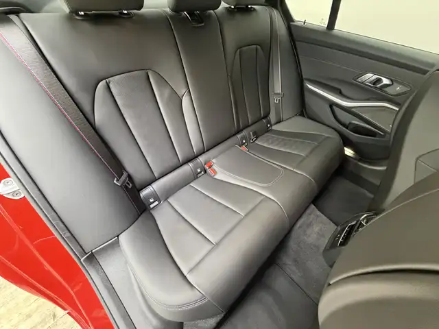 BMW M3 view 24