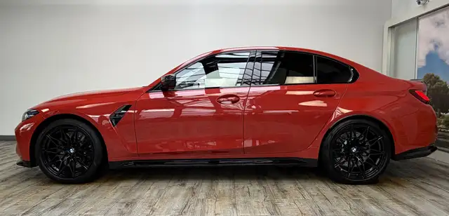 BMW M3 view 3