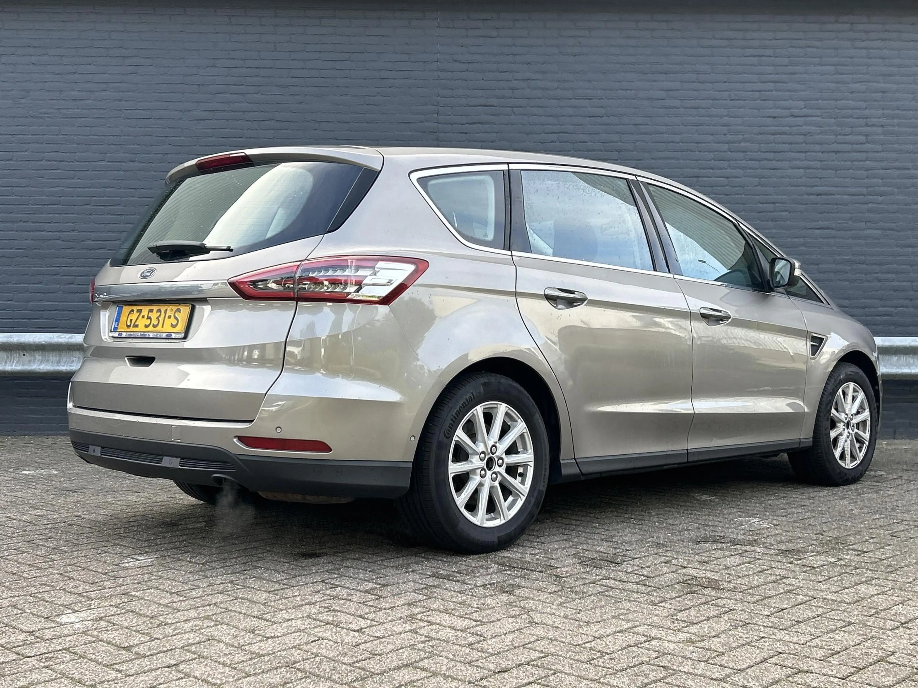 Ford S-Max 1.5 Titanium — photo 2