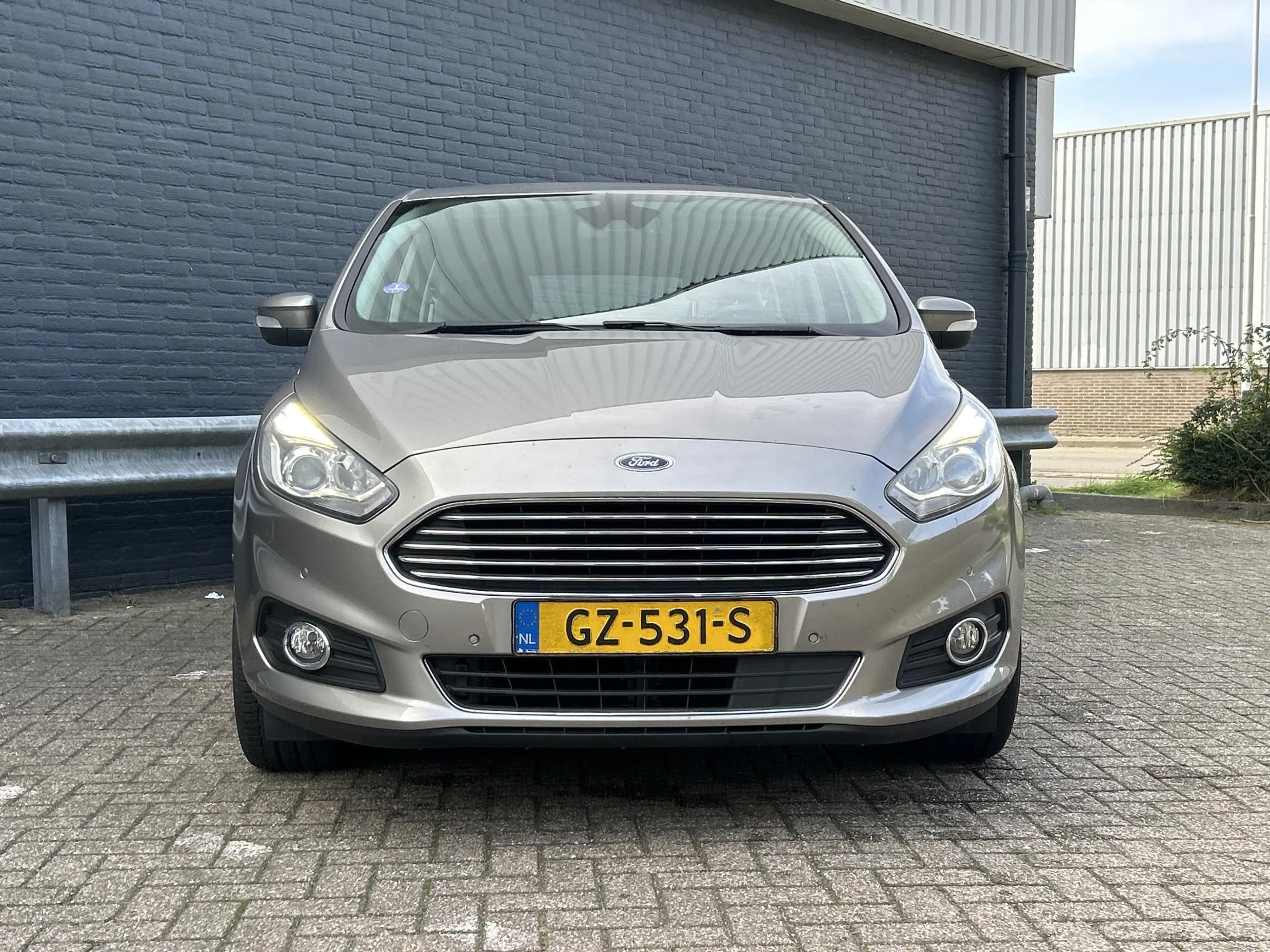 Ford S-Max 1.5 Titanium — photo 5