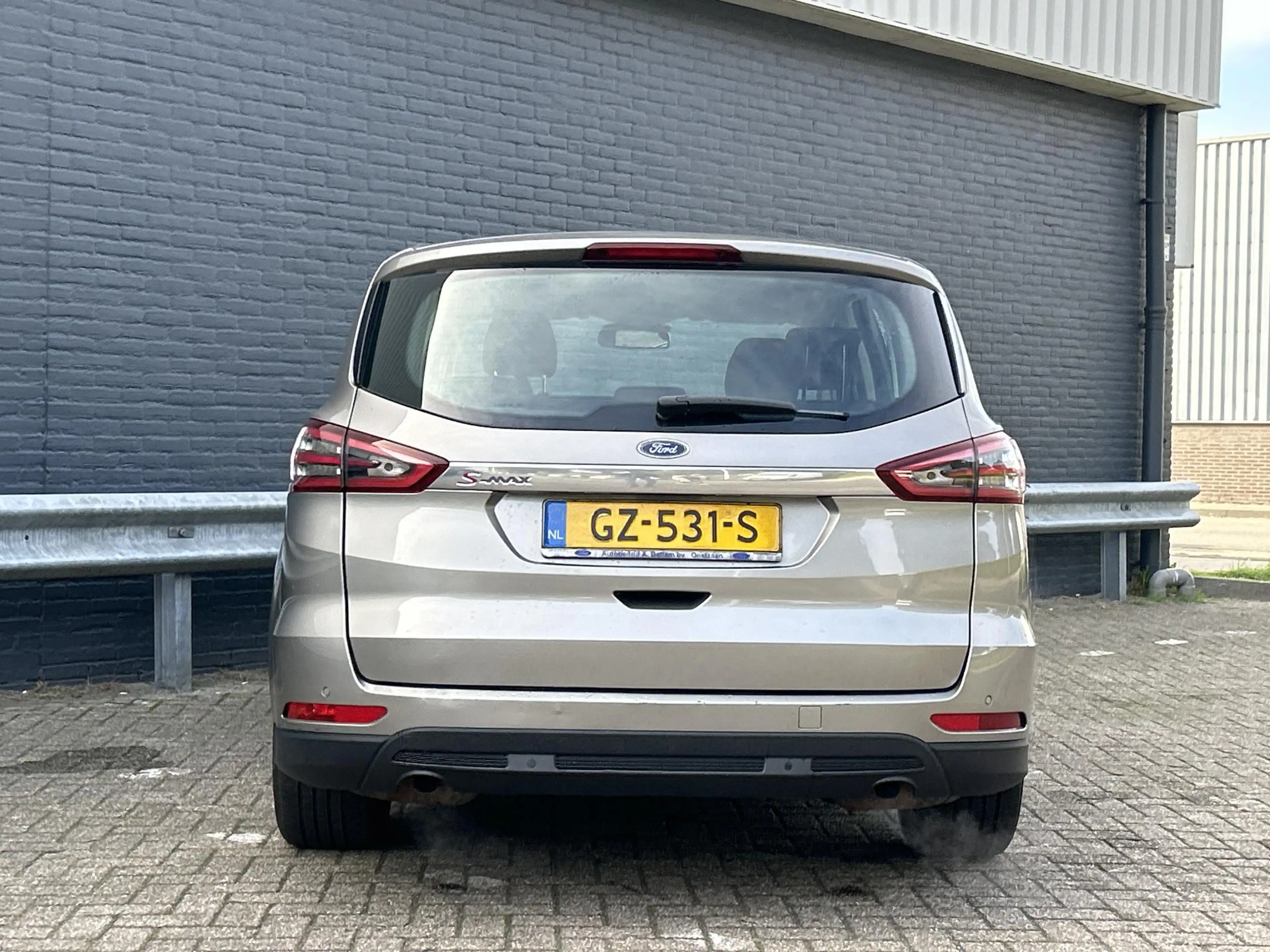 Ford S-Max 1.5 Titanium — photo 6