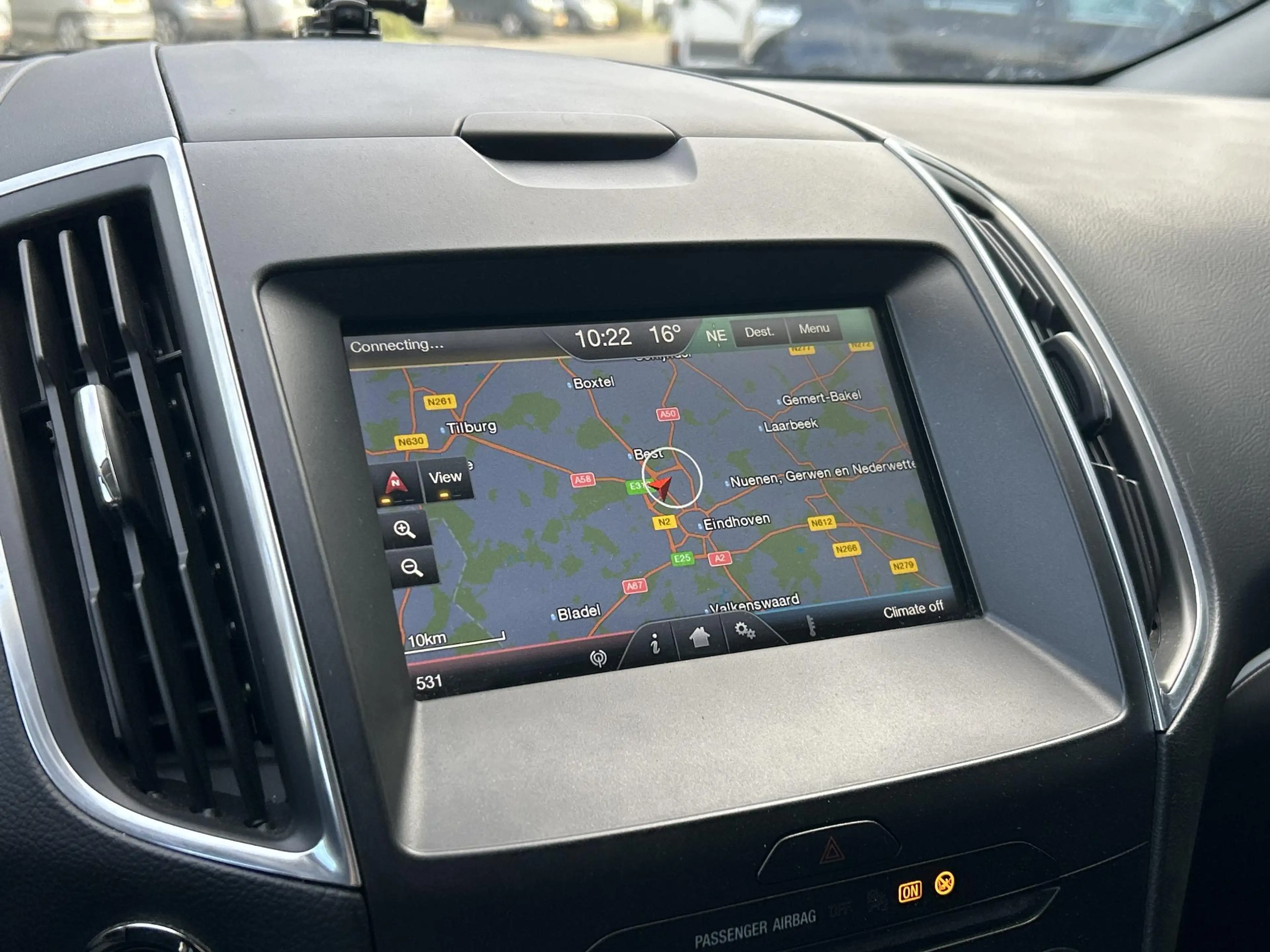 Ford S-Max 1.5 Titanium — photo 13