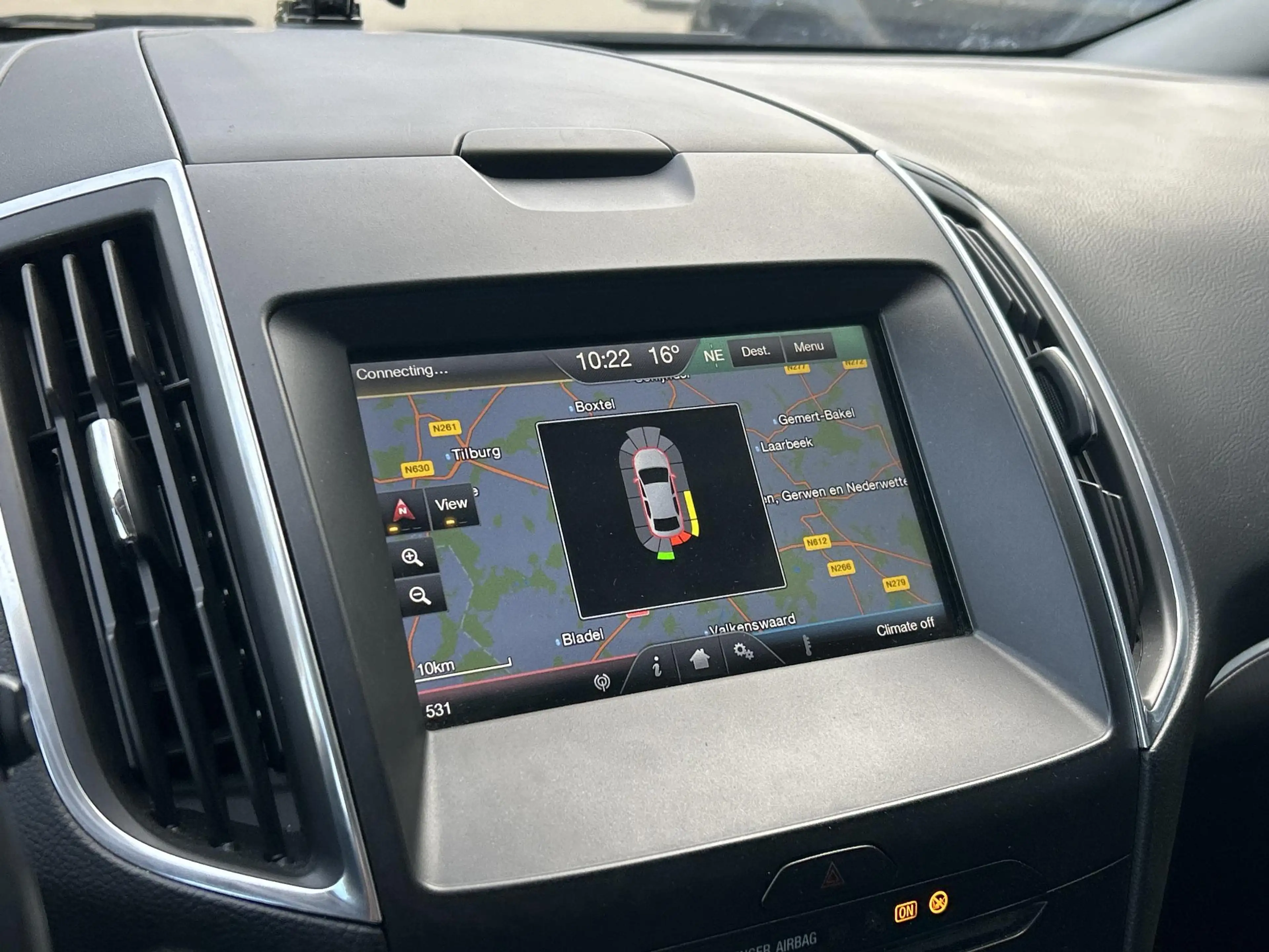 Ford S-Max 1.5 Titanium — photo 14