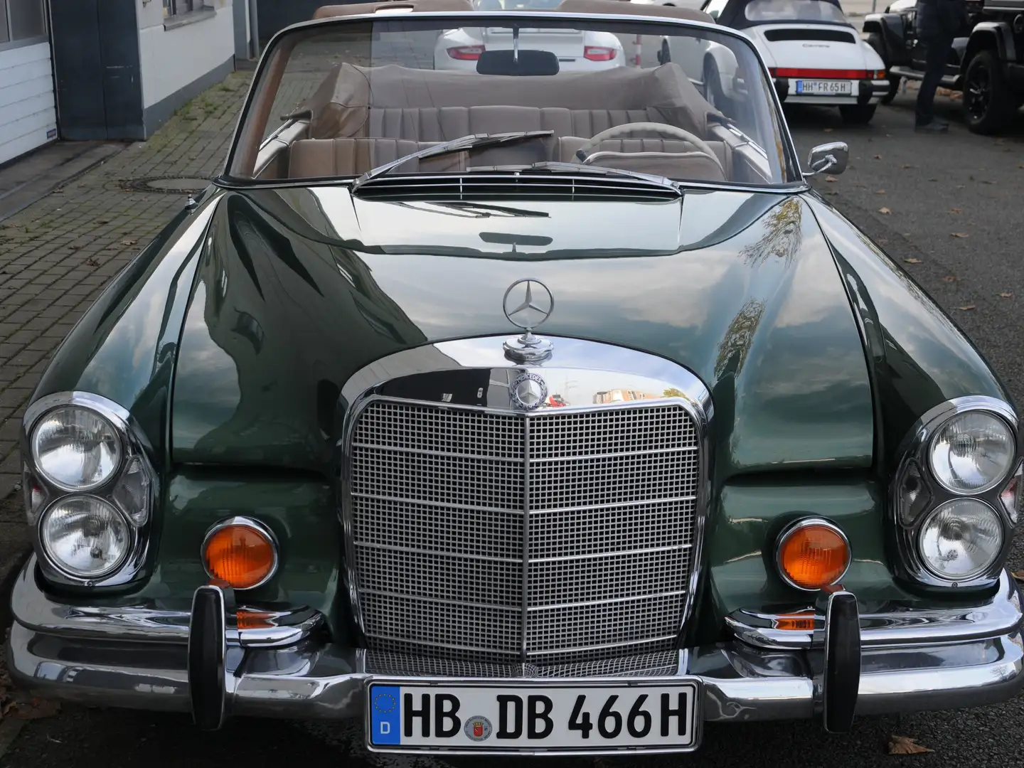 Mercedes-Benz 250 SE W111 Cabriolet Verde - 2