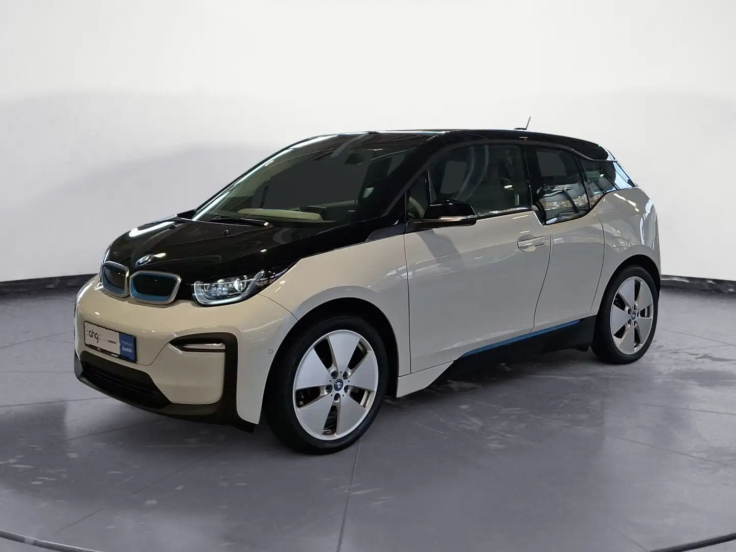 BMW i3 (120 Ah), Navi Business PDC Schiebedach Weiß - 2