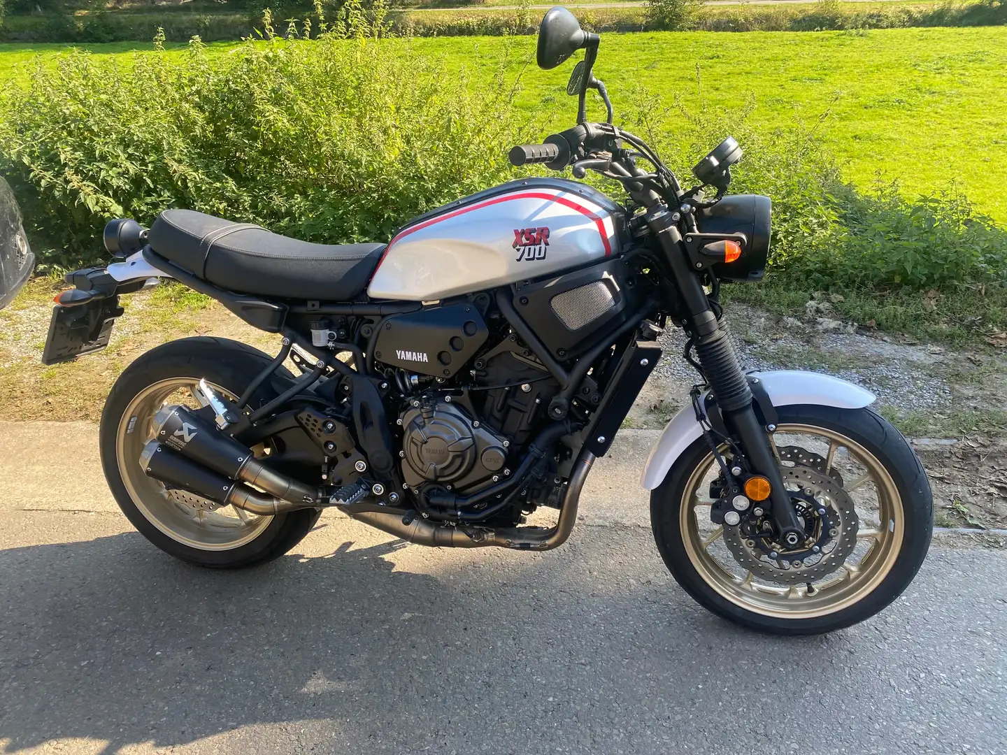 Yamaha XSR 700 Zilver - 1