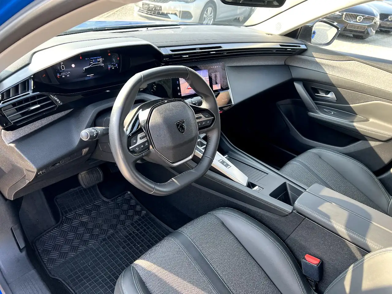 Peugeot 308 1.2 PureTech 130 Allure *LED Navi Leder DAB* 9