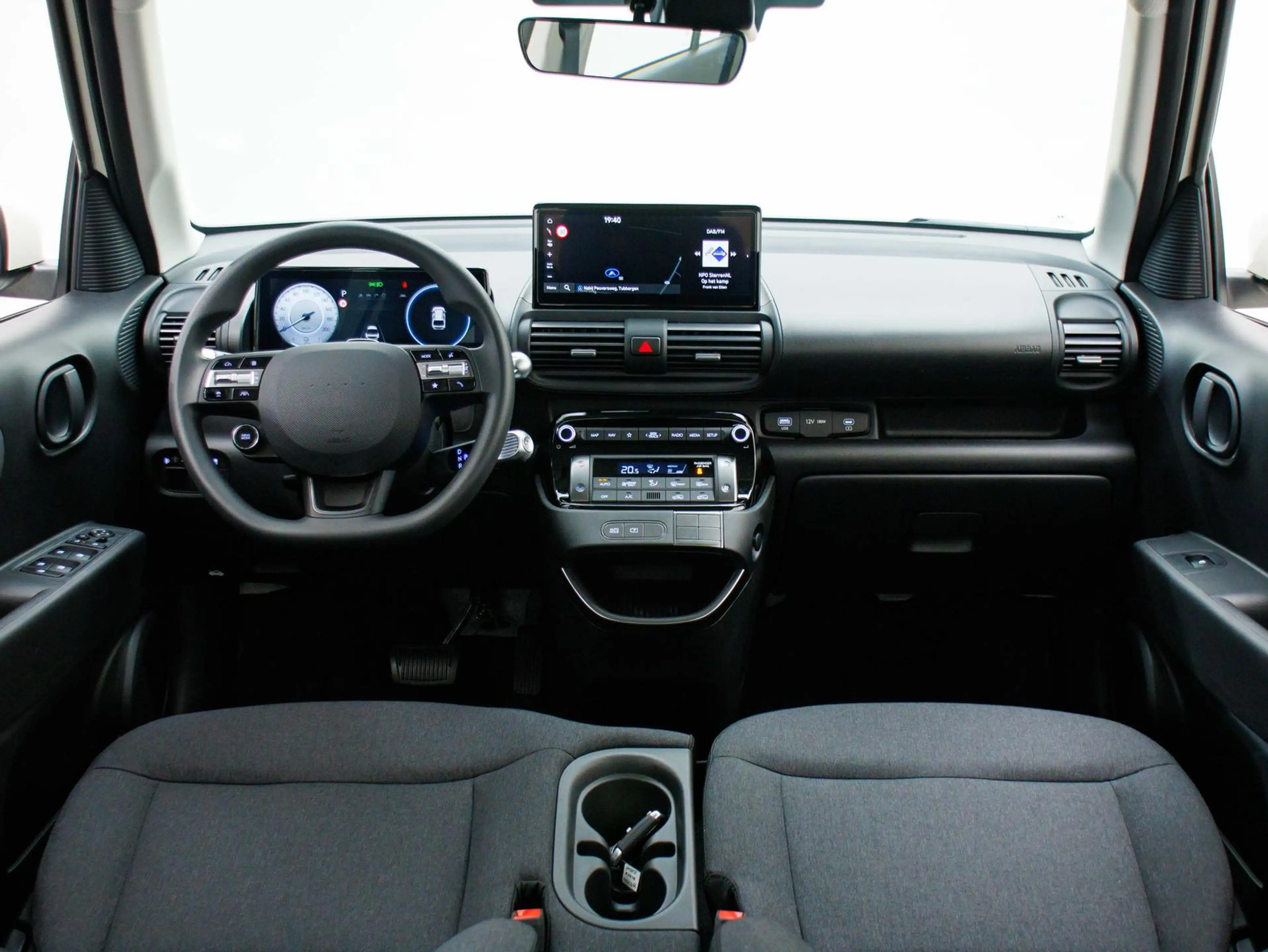 Hyundai Inster E-Motion 49kWh / ACC / Rückfahrkamera / Navi / Kli — photo 11