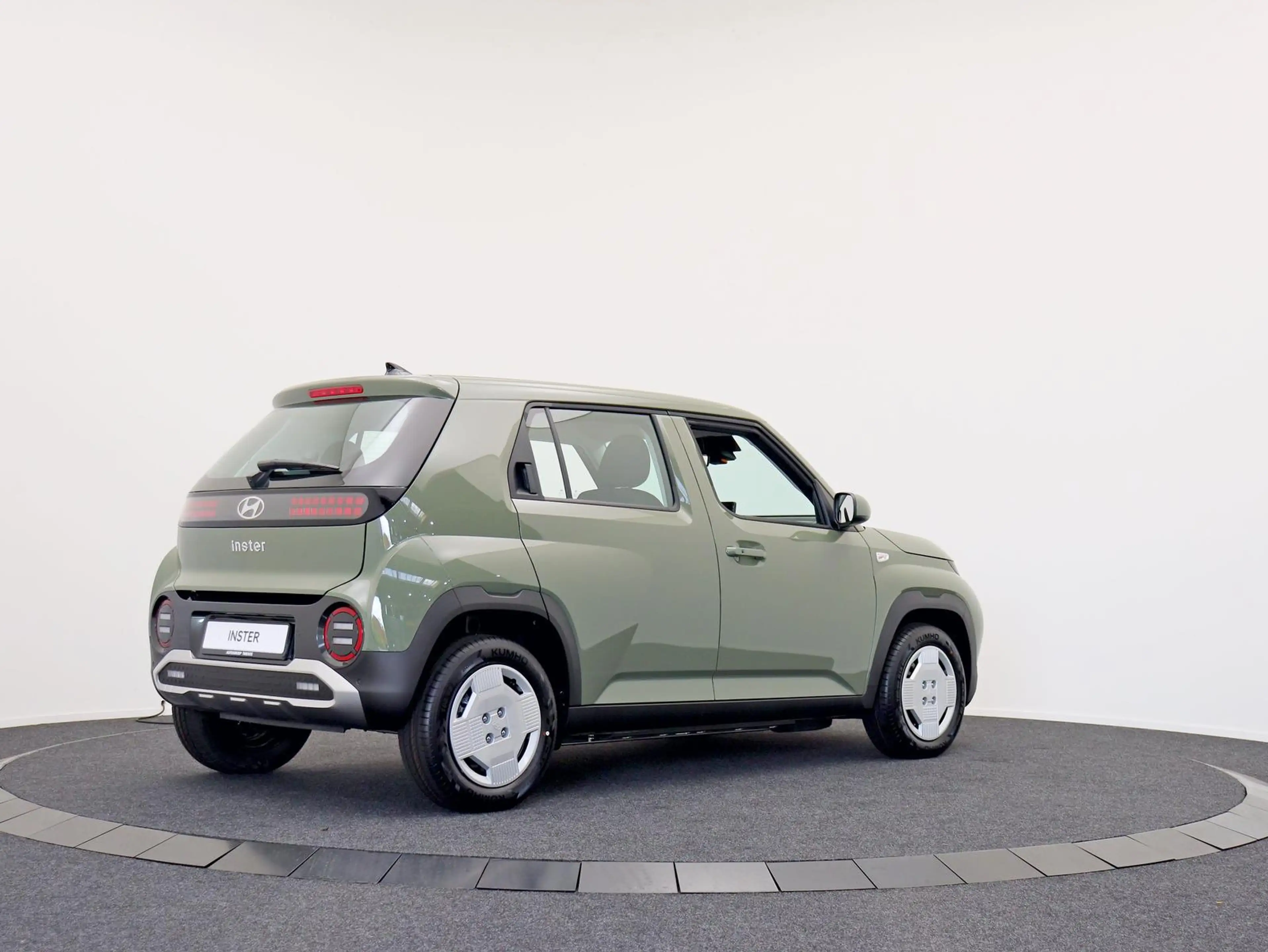 Hyundai Inster E-Motion 49kWh / ACC / Rückfahrkamera / Navi / Kli — photo 3