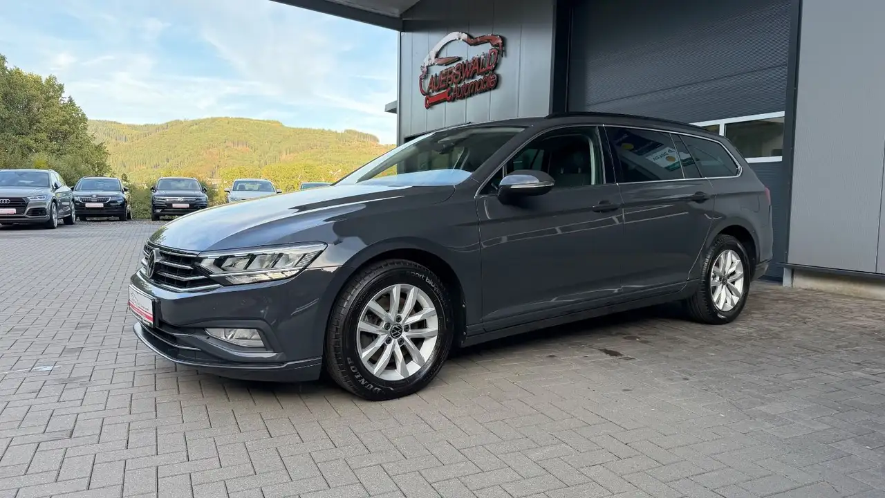 2021 Volkswagen Passat Variant Business *LED *ACC *App *AHK *DAB, photograph 3