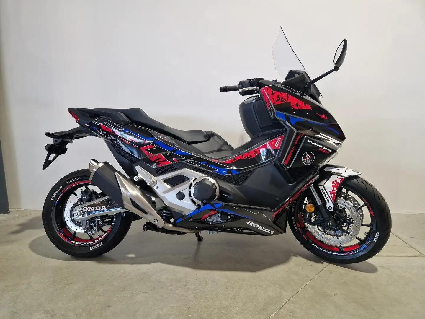 Honda Forza 750 Negru - 1