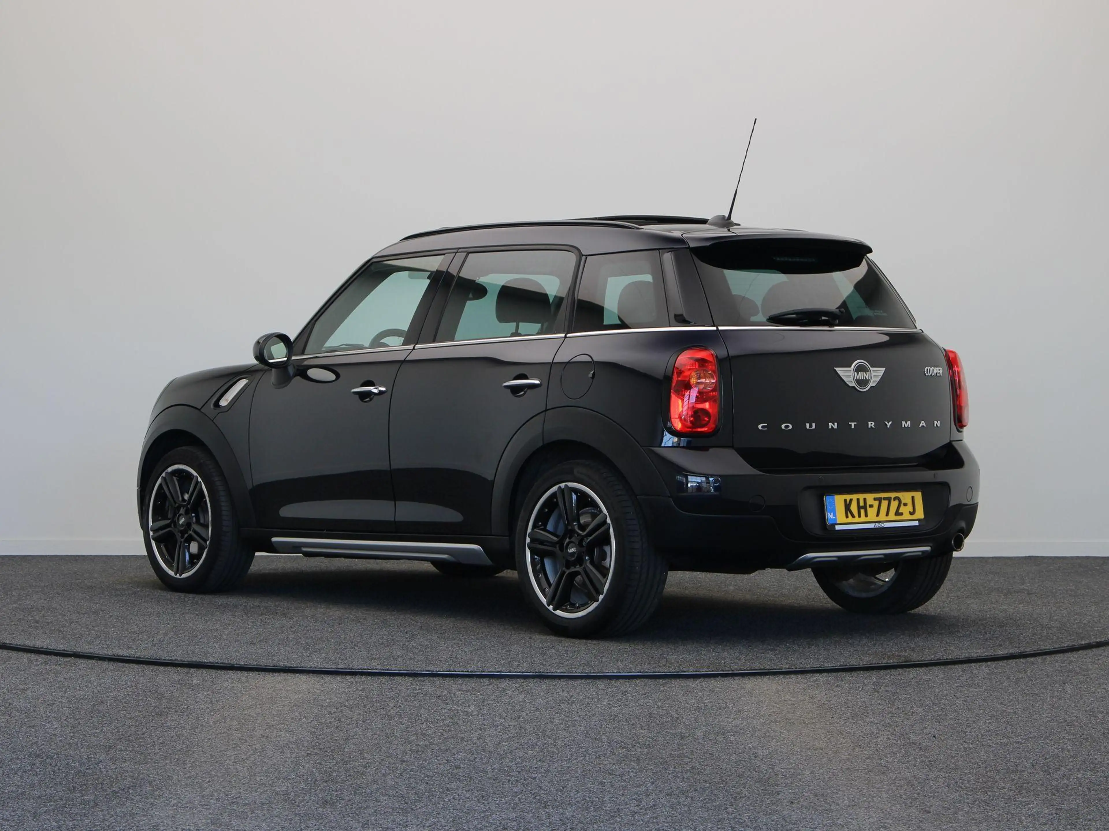 MINI Cooper Countryman 1.6 Chili | Schuif/ kantel dak | Climate control | — photo 2