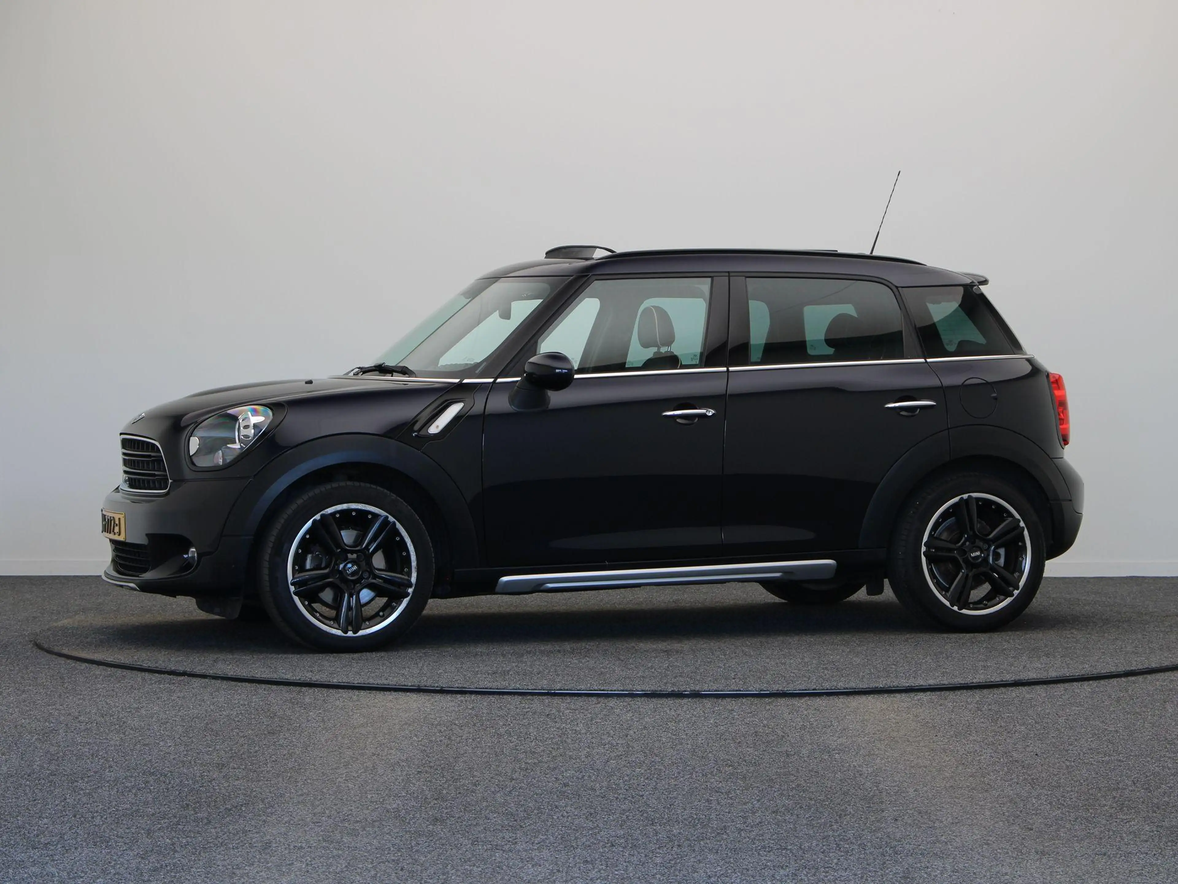 MINI Cooper Countryman 1.6 Chili | Schuif/ kantel dak | Climate control | — photo 12