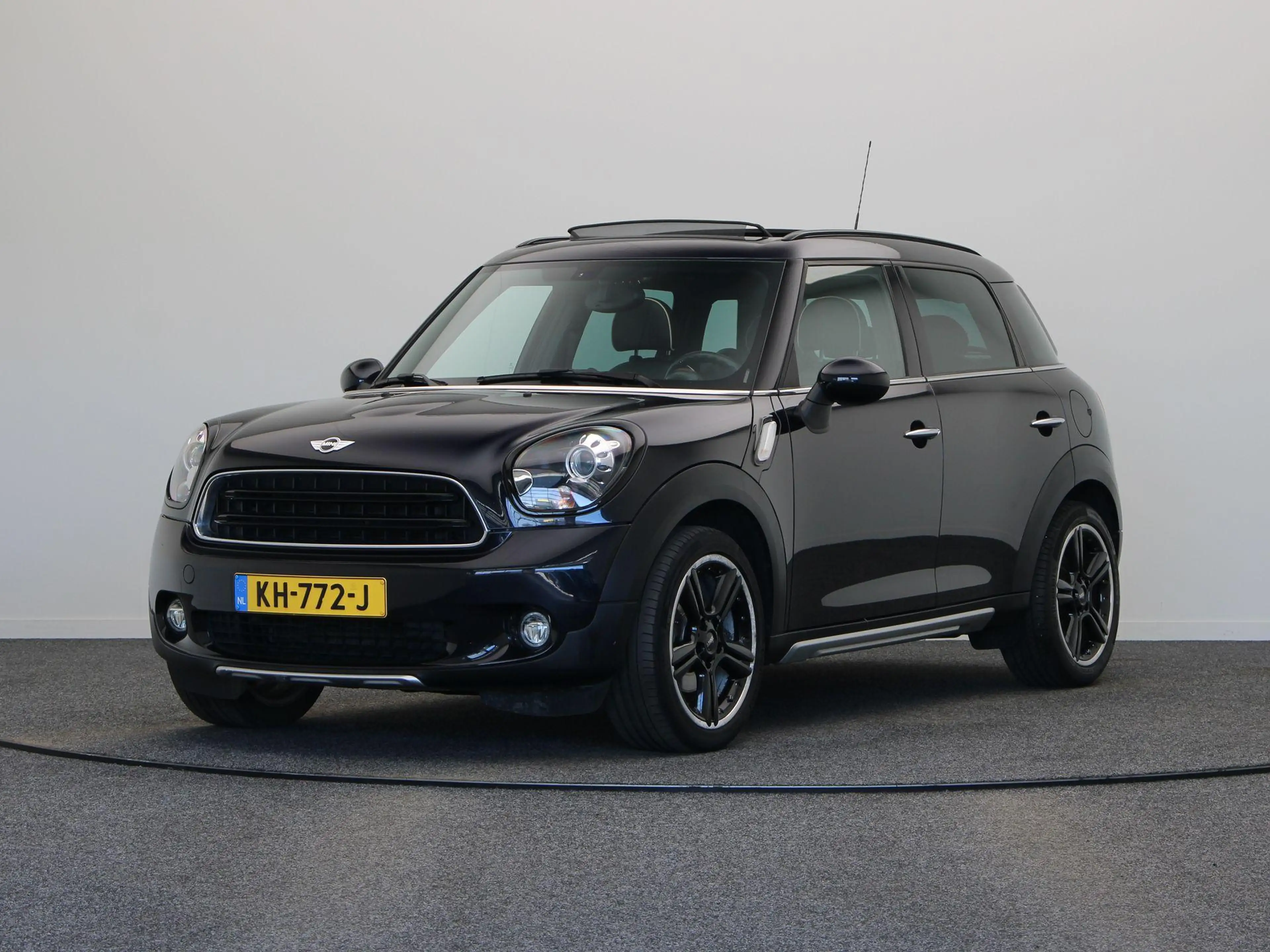 MINI Cooper Countryman 1.6 Chili | Schuif/ kantel dak | Climate control | — photo 10