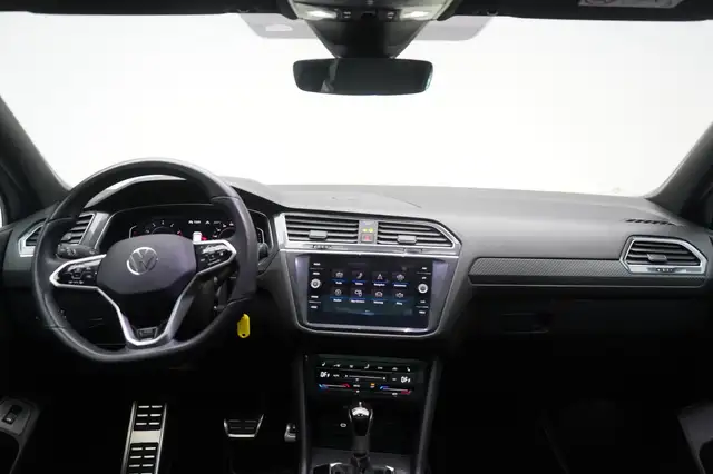 Volkswagen Tiguan Allspace view 14