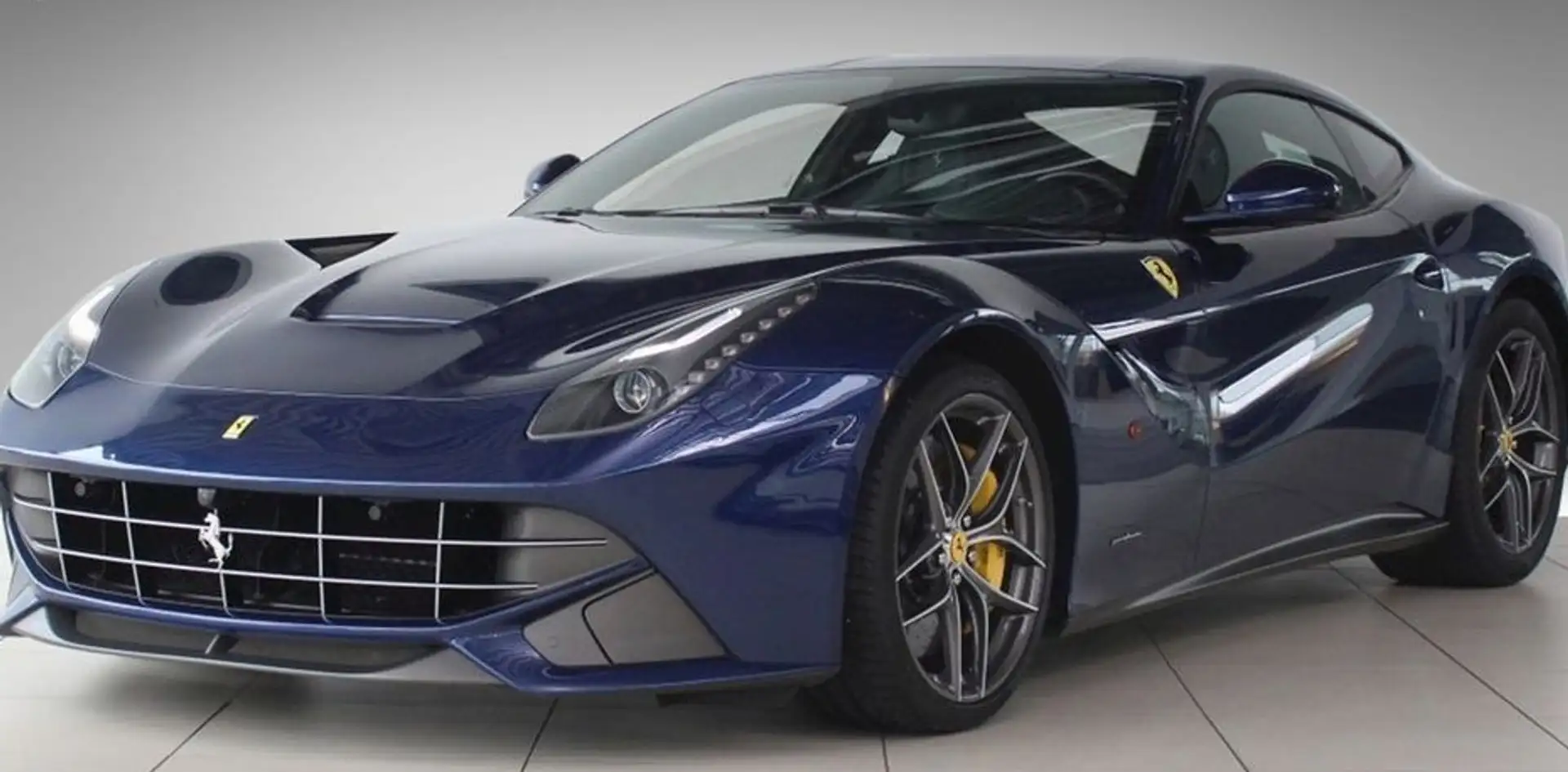 Ferrari F12 F12berlinetta Bleu - 1