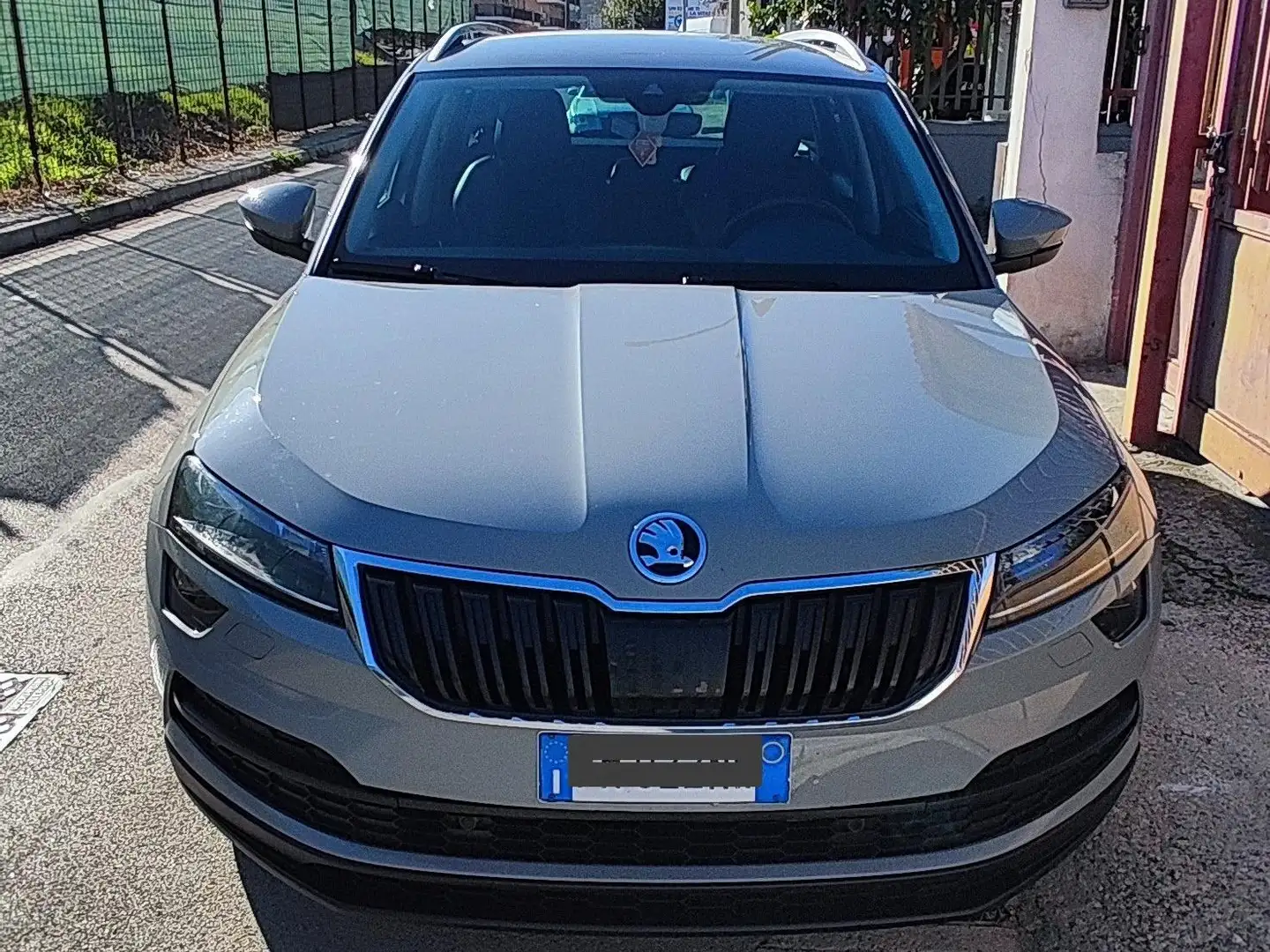 Skoda Karoq Karoq 1.6 tdi Style dsg Grijs - 1