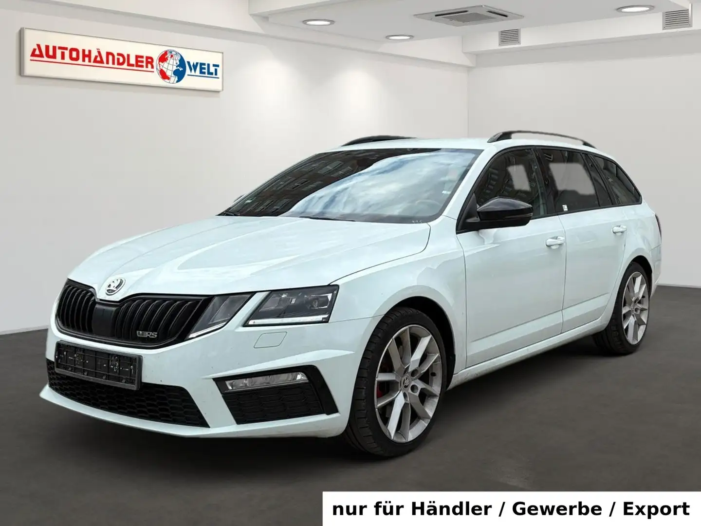 Skoda Octavia Kombi RS 2.0 TDI Automatik LED SHZ Navi Weiß - 1