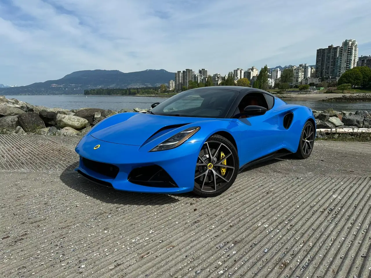 2024 Lotus Emira