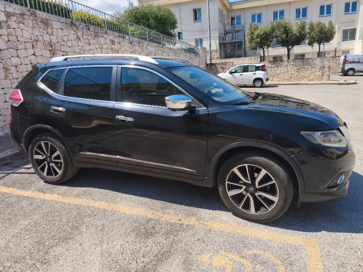 Nissan X-Trail X-Trail 1.6 dci Tekna 2wd Nero - 2