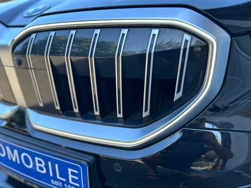 BMW 550 e xDrive M Sportpaket *20 ZOLL*HUD*ICONIC* — photo 9
