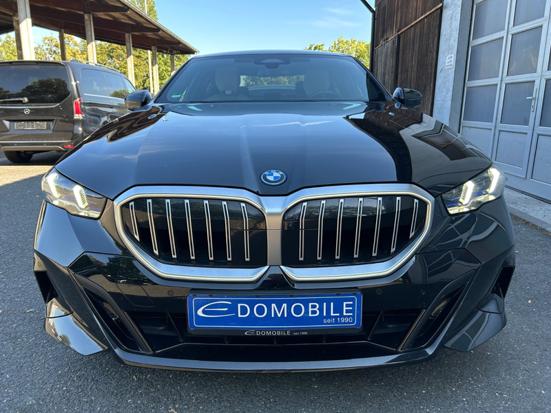 BMW 550 e xDrive M Sportpaket *20 ZOLL*HUD*ICONIC* — photo 8
