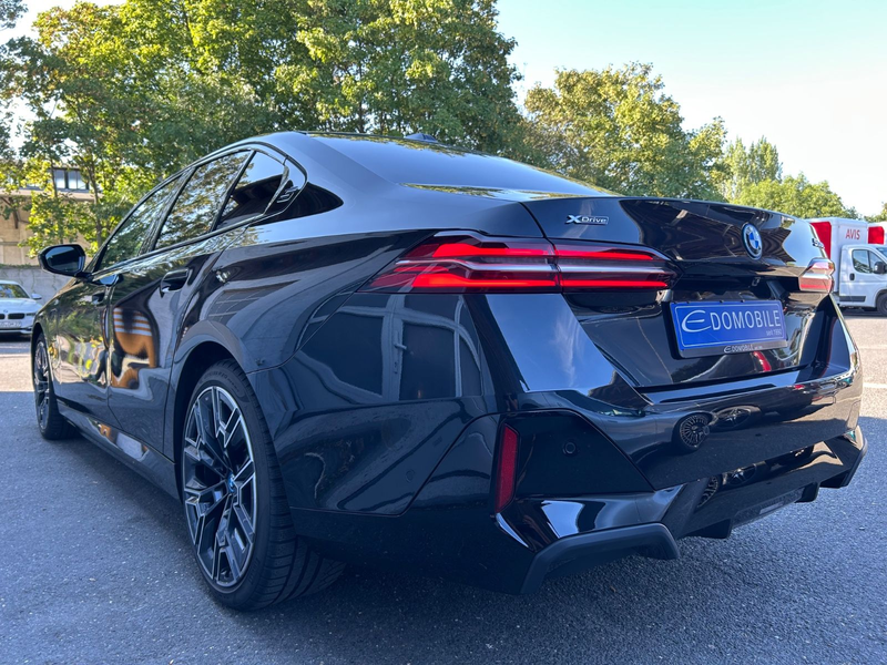 BMW 550 e xDrive M Sportpaket *20 ZOLL*HUD*ICONIC* — photo 3