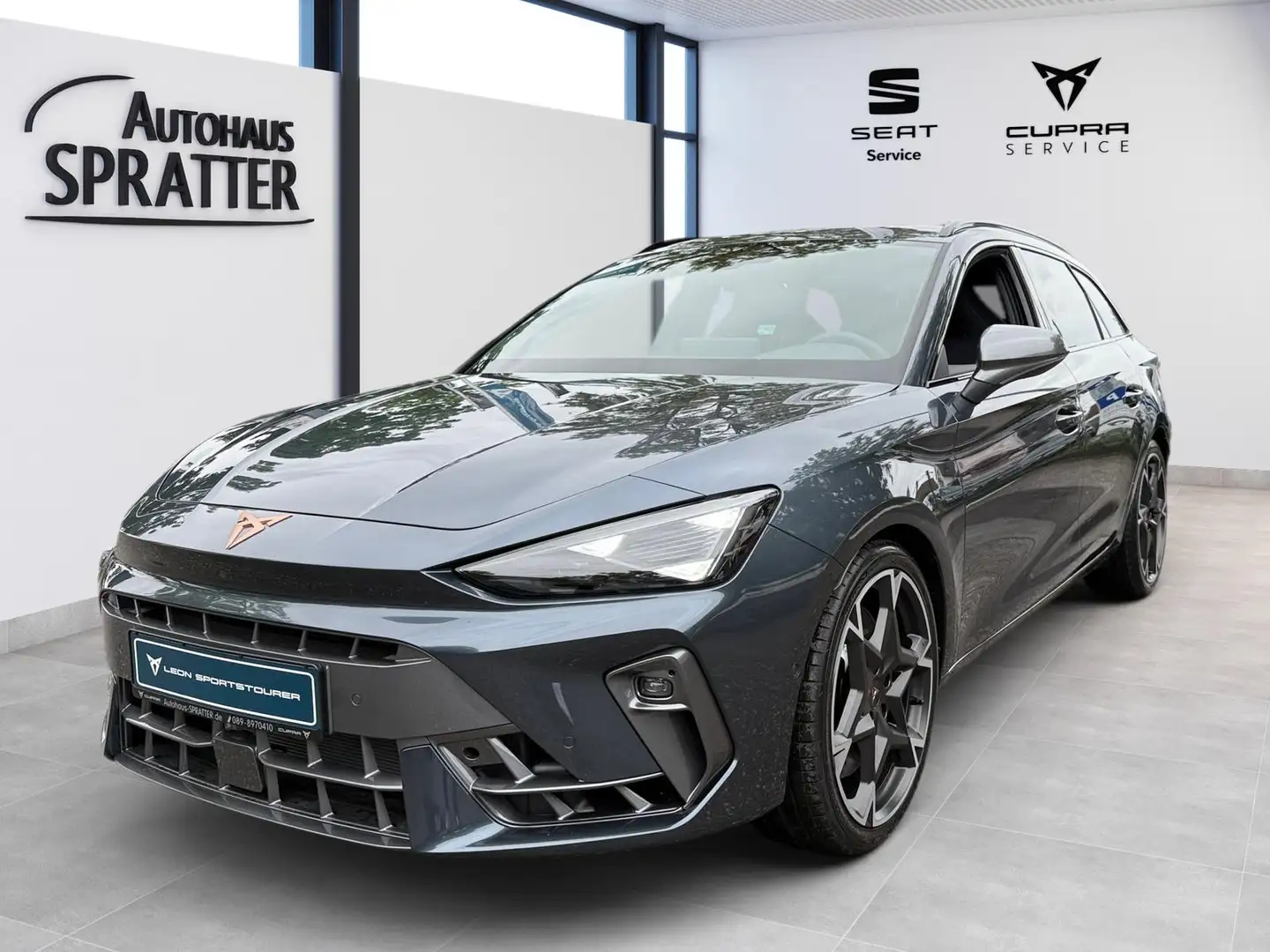 CUPRA Leon Sportstourer VZ 2.0 TSI DSG 4Drive AHK Pano Grau - 1