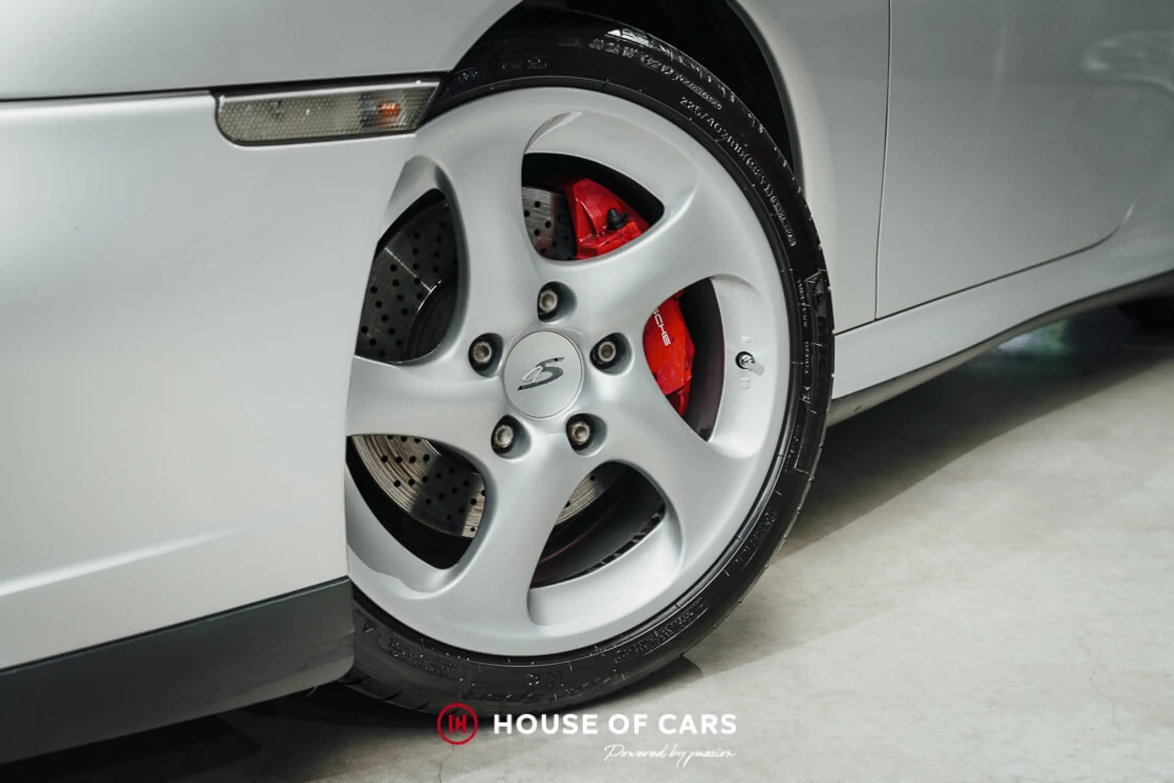 Porsche 996 .2 CARRERA 4S COUPE MANUAL - 1ST PAINT — photo 11