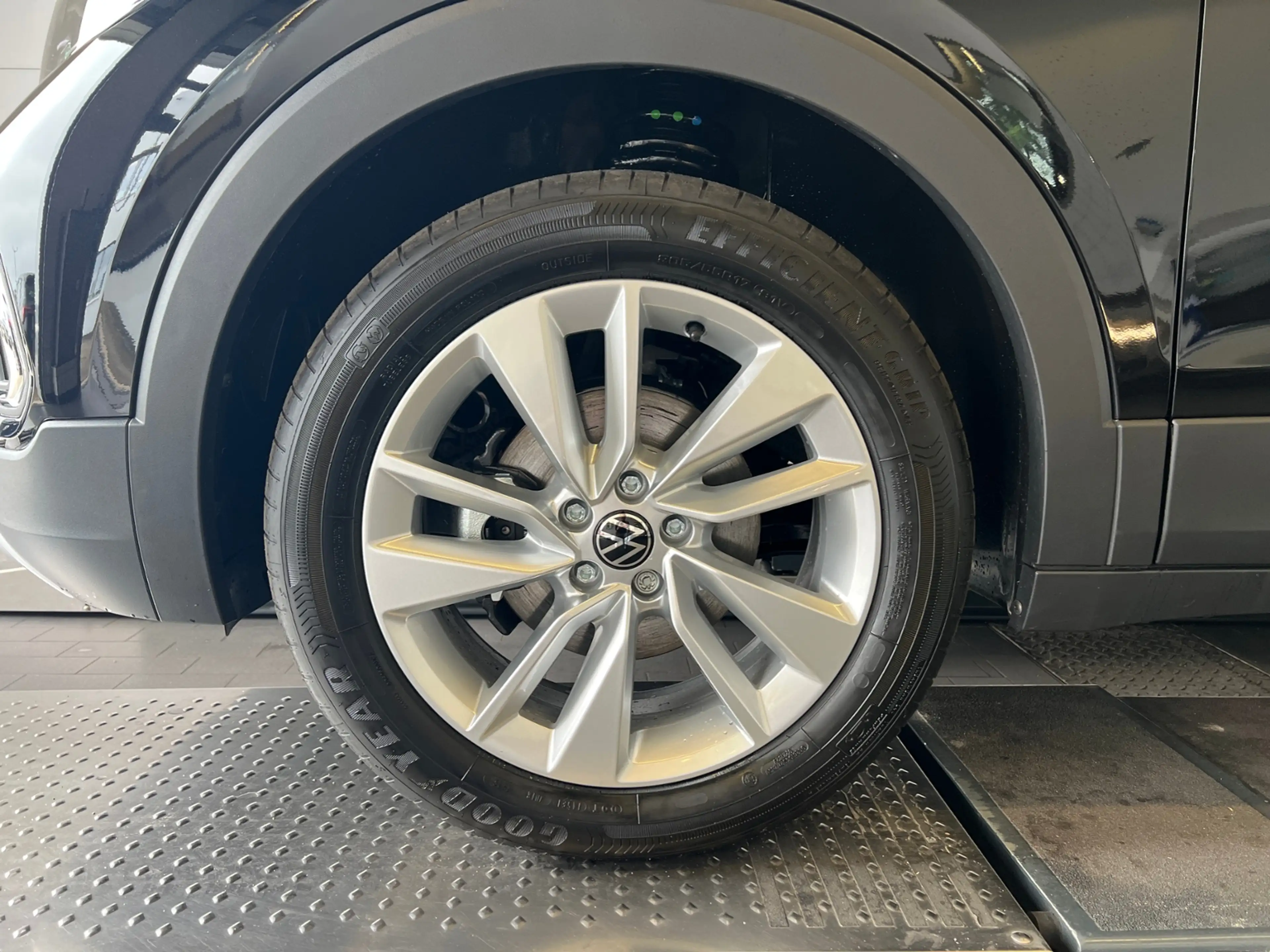 Volkswagen T-Cross Life 1.0 TSI DSG *AHK, IQ-Light, ACC, Kamera, 17" — photo 5