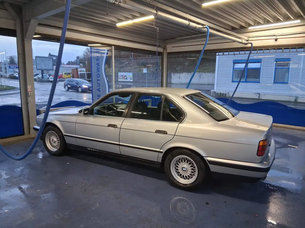 BMW 525i 24V, foto 4
