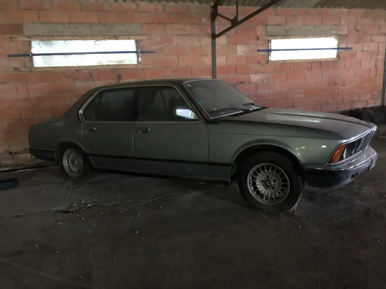 BMW 745 Turbo, foto 2