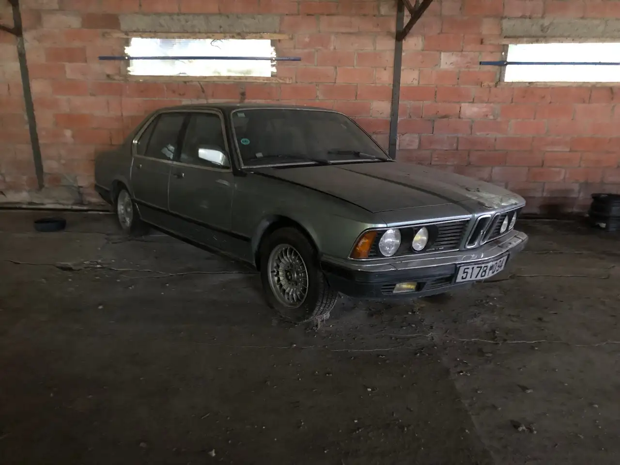 BMW 745 Turbo, foto 3