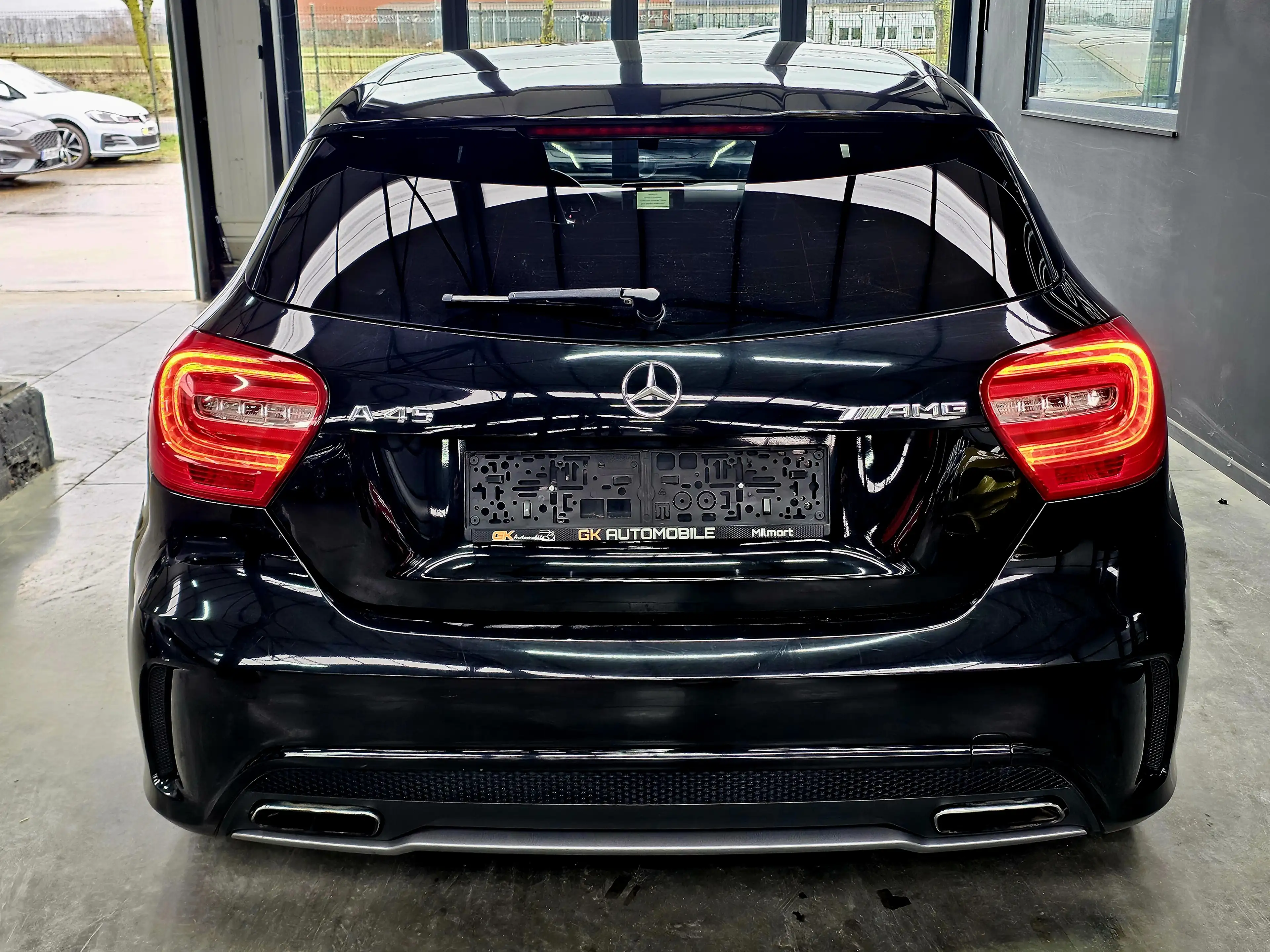Mercedes-Benz A 45 AMG A 45 AMG 4-Matic — photo 10
