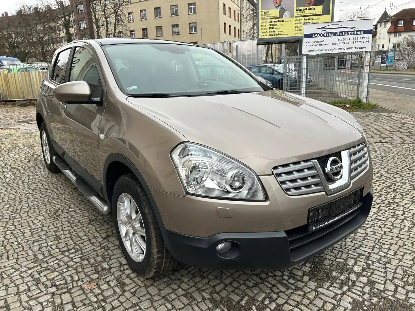 Nissan Qashqai Tekna 4X4 Automatik !! Beige - 2