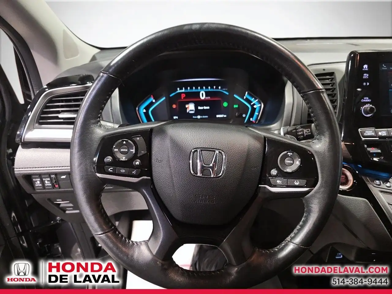 Honda Odyssey снимка Honda Odyssey