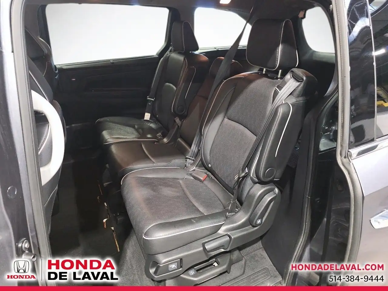 Honda Odyssey снимка Honda Odyssey